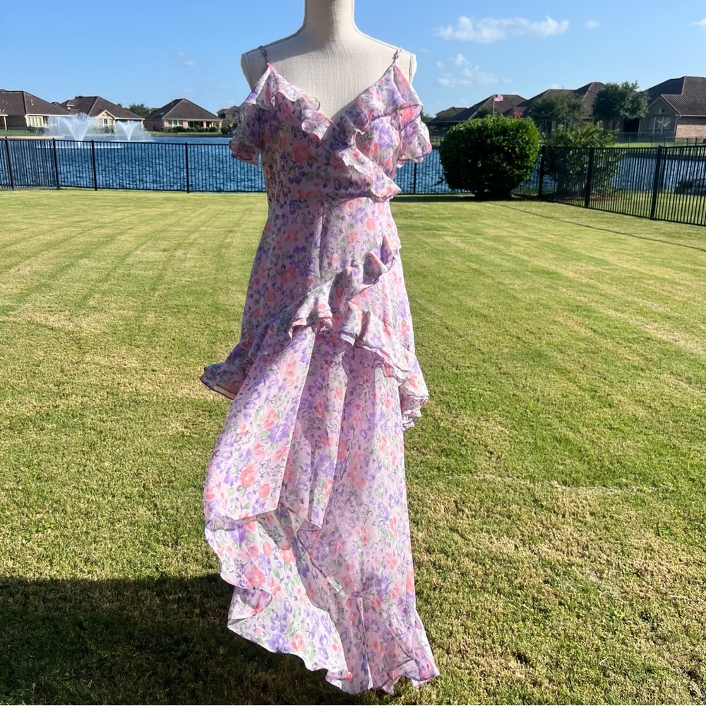 Astr The Label Pemberly Floral Off-Shoulder dress - Picture 2 of 6